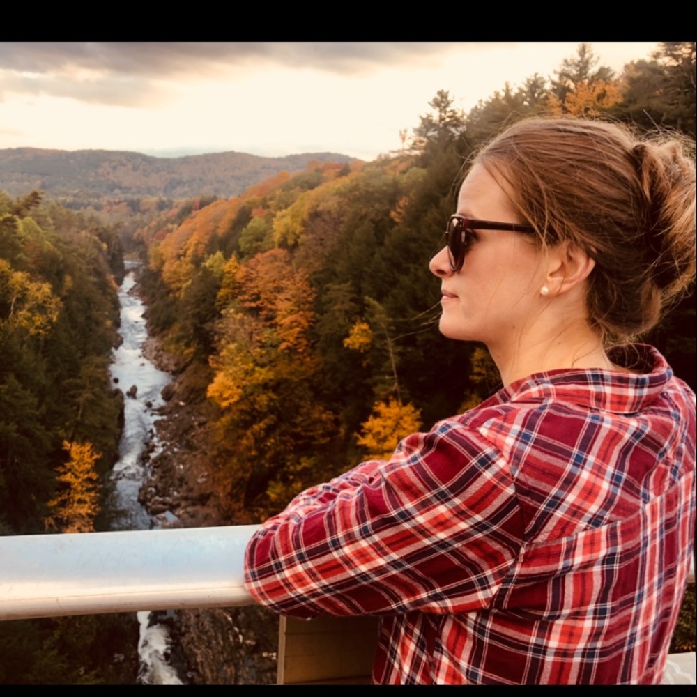 Meet your Posher, Lily